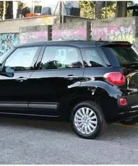 FIAT 500L 1.3 Mjt 95 CV Pop Star FIAT 500L 1.3 Mjt 95 CV Pop Star