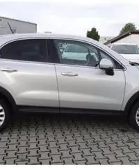 Fiat 500X Fiat 500X Lounge 1600 Multijet 120 Ps, Navi Xenon Fiat 500X Fiat 500X Lounge 1600 Multijet 120 Ps, Navi Xenon