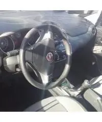 Fiat Grande Punto Evo  1.4 b/metano anno 07-2011 sinistrata Fiat Grande Punto Evo  1.4 b/metano anno 07-2011 sinistrata