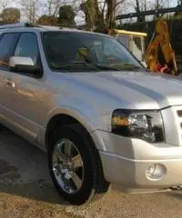Suv americano Ford Expedition Limited 4WD Suv americano Ford Expedition Limited 4WD