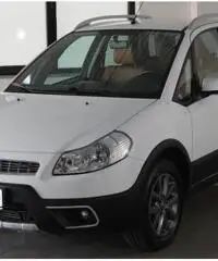 Fiat Sedici 2.0 MJT 4X4 Experience Fiat Sedici 2.0 MJT 4X4 Experience