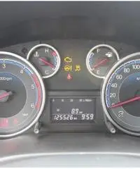 Fiat Sedici 2.0 MJT 4X4 Experience Fiat Sedici 2.0 MJT 4X4 Experience