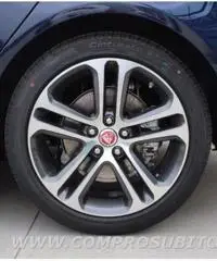 JAGUAR XE 2.0 D Turbo aut. Prestige rif. 7189057