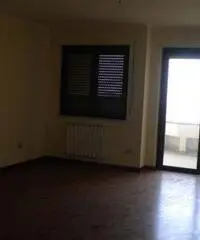 PALMI VENDE: Appartamento Torri Gialle