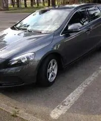 Volvo V40 D2 Momentum Full Optionals Volvo V40 D2 Momentum Full Optionals