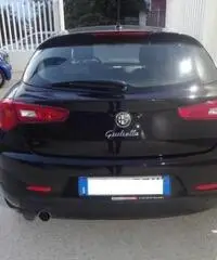 Alfa Romeo Giulietta 1.6 JTDm-2 105 CV Distinctive Alfa Romeo Giulietta 1.6 JTDm-2 105 CV Distinctive