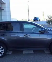 TOYOTA RAV 4 RAV4 2.2 D-4D 4WD Style rif. 7197040