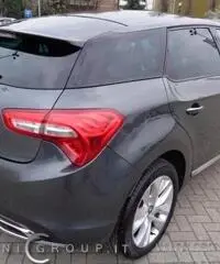 DS DS5 BlueHDi 180 S&S EAT6 Business DS DS5 BlueHDi 180 S&S EAT6 Business