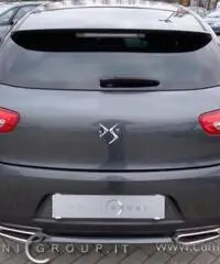 DS DS5 BlueHDi 180 S&S EAT6 Business DS DS5 BlueHDi 180 S&S EAT6 Business