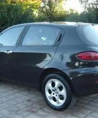 ALFA ROMEO 147 1.9 JTD 16V cat 5 porte Distinctive rif. 7196704