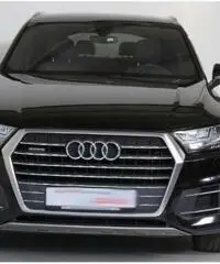 AUDI Q7 3.0 TDI 272 CV quattro tiptronic S-LINE MMI LED rif. 6926873 AUDI Q7 3.0 TDI 272 CV quattro tiptronic S-LINE MMI LED rif. 6926873
