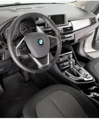 BMW 216 d Active Tourer XENO NAVI CAMBIO AUTOMATICO rif. 6940955 BMW 216 d Active Tourer XENO NAVI CAMBIO AUTOMATICO rif. 6940955