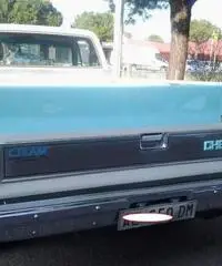 Chevrolet silverado V8 6200 diesel Chevrolet silverado V8 6200 diesel