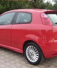 FIAT Grande Punto 1.3 MJT 90 CV 3 porte AUTOMATICA rif. 7196712 FIAT Grande Punto 1.3 MJT 90 CV 3 porte AUTOMATICA rif. 7196712