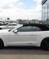 FORD Mustang Convertible 2.3 EcoBoost Automatico - Navi rif. 7150935 FORD Mustang Convertible 2.3 EcoBoost Automatico - Navi rif. 7150935