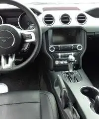 FORD Mustang Convertible 2.3 EcoBoost Automatico - Navi rif. 7150935 FORD Mustang Convertible 2.3 EcoBoost Automatico - Navi rif. 7150935