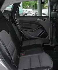 MERCEDES-BENZ B 180 CDI Urban 7GTRONIC PELLE NAVI XENO SENSORI rif. 6868546 MERCEDES-BENZ B 180 CDI Urban 7GTRONIC PELLE NAVI XENO SENSORI rif. 6868546