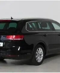 VOLKSWAGEN Passat Variant 1.4 TSI COMFORTLINE NAVI ACC 16 VOLKSWAGEN Passat Variant 1.4 TSI COMFORTLINE NAVI ACC 16