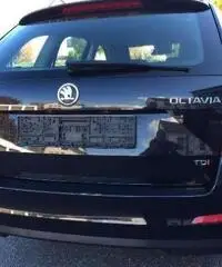 Skoda Octavia 2.0 TDI Elegance DSG