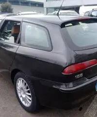 Alfa Romeo 156 alfa romeo 1.9 jtd sportwagon exclusive (2004/06 - 2006/01)