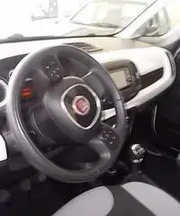 FIAT 500L 0.9 TwinAir Turbo Natural Power Pop Star rif. 7088060 FIAT 500L 0.9 TwinAir Turbo Natural Power Pop Star rif. 7088060