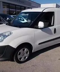 FIAT Doblo Doblò 1.6 MJT 105CV PC-TN Cargo Lamierato SX rif. 7088200 FIAT Doblo Doblò 1.6 MJT 105CV PC-TN Cargo Lamierato SX rif. 7088200