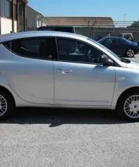 LANCIA Ypsilon 1.2 69 CV 5 porte GPL Ecochic Silver rif. 5978899 LANCIA Ypsilon 1.2 69 CV 5 porte GPL Ecochic Silver rif. 5978899