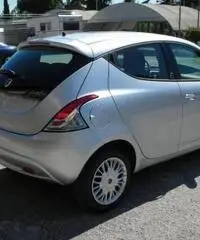 LANCIA Ypsilon 1.2 69 CV 5 porte GPL Ecochic Silver rif. 5978899 LANCIA Ypsilon 1.2 69 CV 5 porte GPL Ecochic Silver rif. 5978899