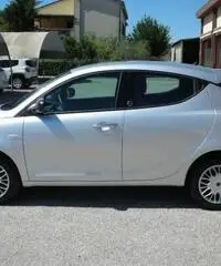 LANCIA Ypsilon 1.2 69 CV 5 porte GPL Ecochic Silver rif. 5978899 LANCIA Ypsilon 1.2 69 CV 5 porte GPL Ecochic Silver rif. 5978899