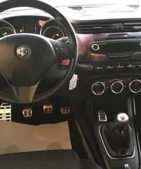 Alfa Romeo Giulietta 2.0 JTDm-2 170 CV exclusive Alfa Romeo Giulietta 2.0 JTDm-2 170 CV exclusive
