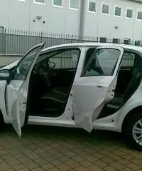 FIAT Punto 1.4 8V 5 porte Natural Power Easy rif. 7150739