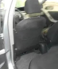 Toyota Yaris ( GPL ) ( GAS )  5 PORTE  5 POSTI  ok anche per neo paten