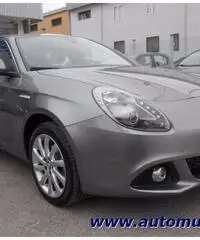 ALFA ROMEO Giulietta 1.6 JTDm-2 120CV EU6 Distinctive rif. 7158585 ALFA ROMEO Giulietta 1.6 JTDm-2 120CV EU6 Distinctive rif. 7158585