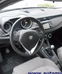 ALFA ROMEO Giulietta 1.6 JTDm-2 120CV EU6 Distinctive rif. 7158585 ALFA ROMEO Giulietta 1.6 JTDm-2 120CV EU6 Distinctive rif. 7158585