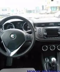 ALFA ROMEO Giulietta 1.6 JTDm-2 120CV EU6 Distinctive rif. 7158585 ALFA ROMEO Giulietta 1.6 JTDm-2 120CV EU6 Distinctive rif. 7158585
