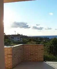 Vendesi intero stabile a Tropea