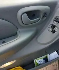 crysler voyager 2.8crd pelle totale automatico 2006