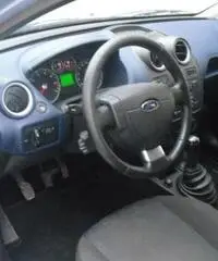 FORD Fiesta 1.2 16V 5p. Titanium rif. 7190439