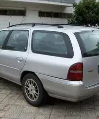 Ford Mondeo SW 1.8 TD 90CV Ghia