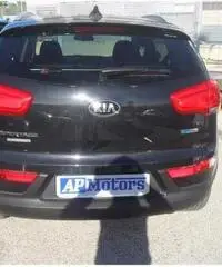 KIA Sportage 1.7 CRDI VGT 2WD high tech