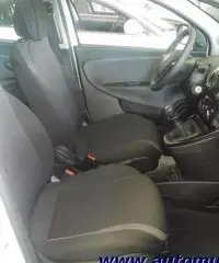 LANCIA Ypsilon 0.9 T.Air 85 CV 5 porte Metano Ecochic Silver