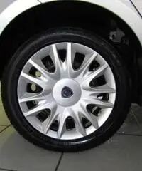 LANCIA Ypsilon 1.2 69 CV 5 porte Gold