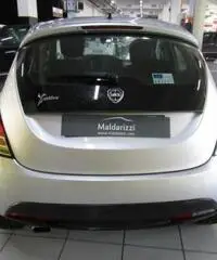 LANCIA Ypsilon 1.2 69 CV 5 porte Gold