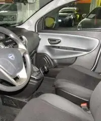 LANCIA Ypsilon 1.2 69 CV 5 porte Gold