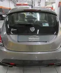 LANCIA Ypsilon 1.3 MJT 16V 95 CV 5 porte S&S Gold