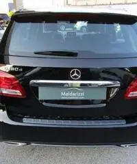 MERCEDES-BENZ B 180 d Automatic Sport