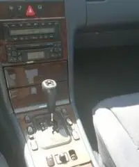 MERCEDES-BENZ E 320 automatica