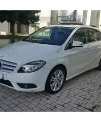 Mercedes classe B 180 1500cdi Premium 2014 Mercedes classe B 180 1500cdi Premium 2014