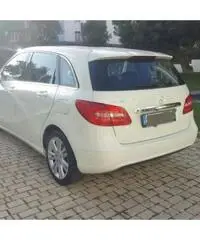 Mercedes classe B 180 1500cdi Premium 2014 Mercedes classe B 180 1500cdi Premium 2014