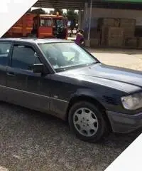 MERCEDES Serie E 250 TURBODIESEL MERCEDES Serie E 250 TURBODIESEL